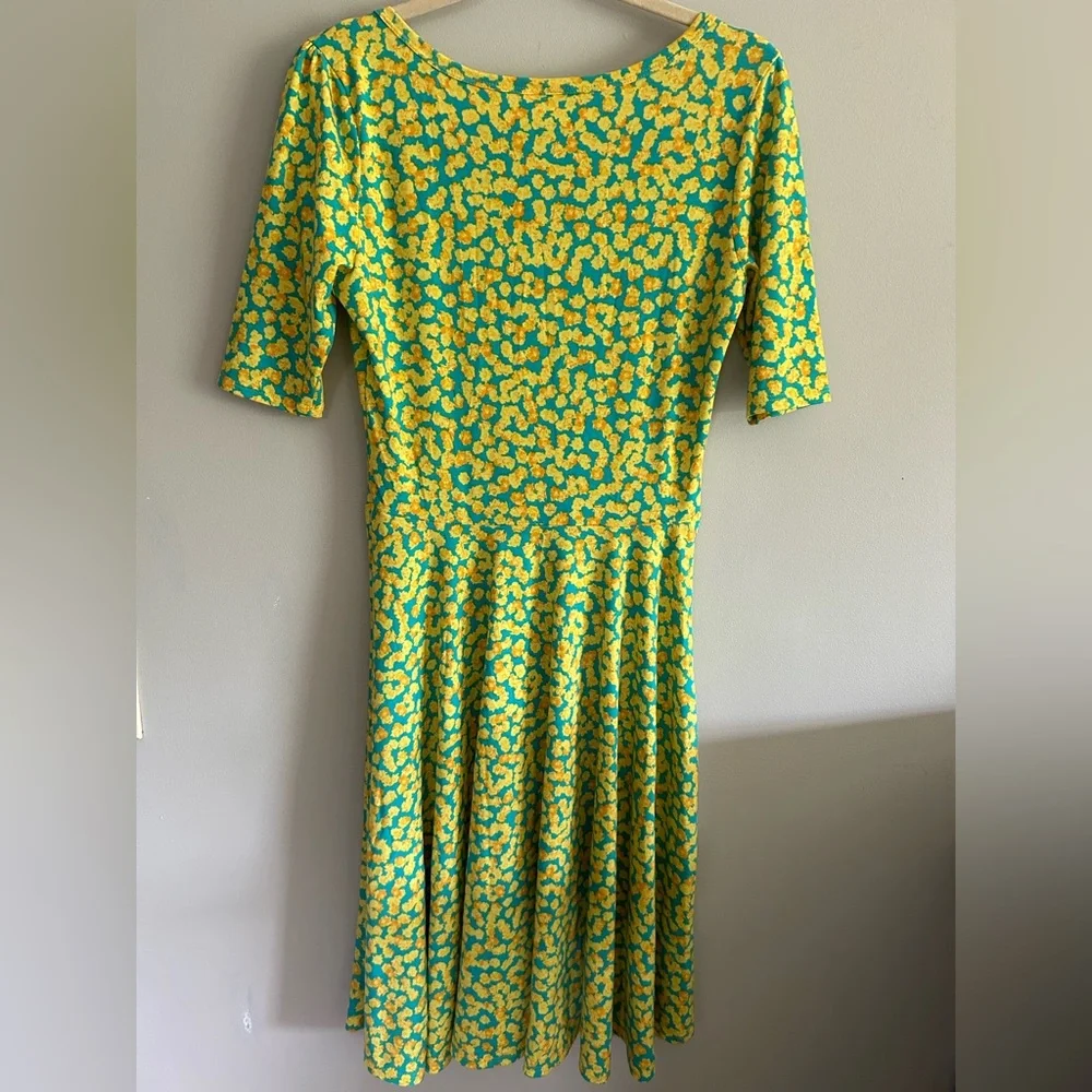 Adorable lularoe dress ! Size medium. - Picture 5 of 5